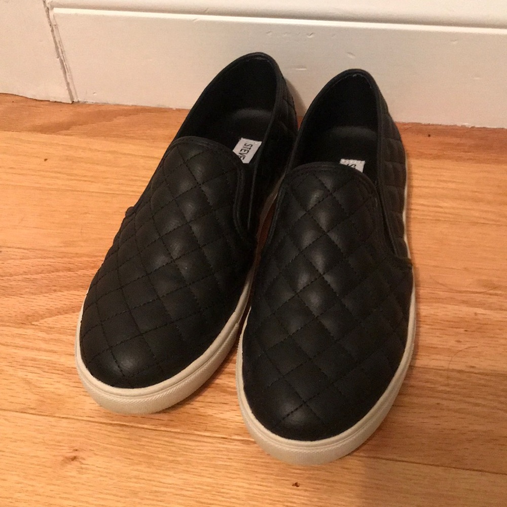 Black Steve maddens